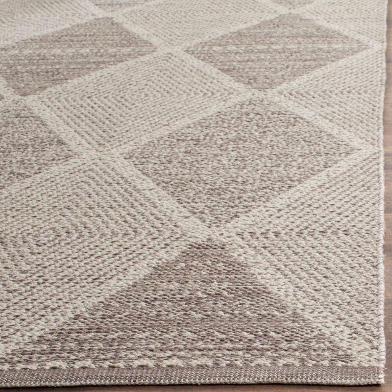 Montauk MTK822 Hand Woven Area Rug  - Safavieh