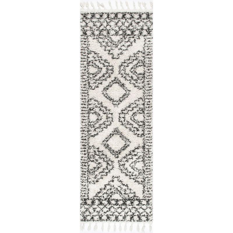 Nuloom Vasiliki Moroccan Global Tassel Indoor Area Rug