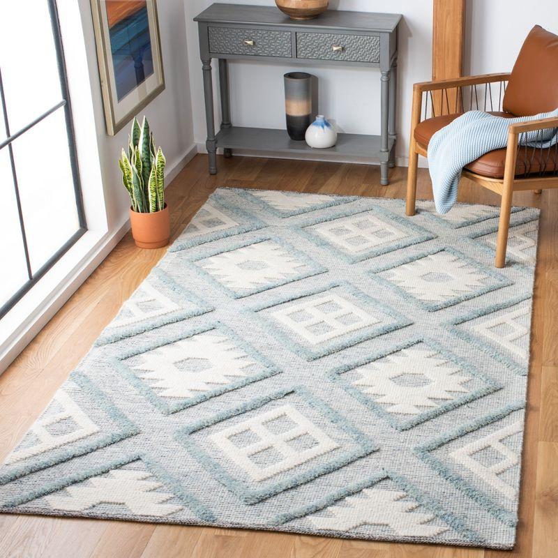 Vermont Blue and Ivory Handwoven Wool Area Rug 5' x 8'