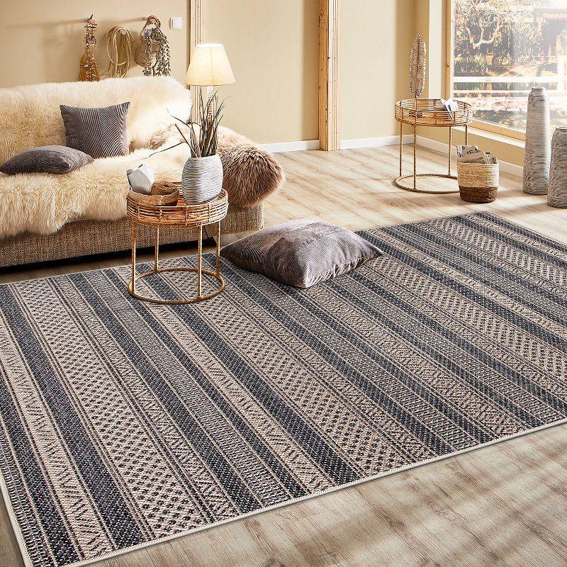 Reversible Geometric Blue Synthetic 5' x 7' Indoor/Outdoor Rug