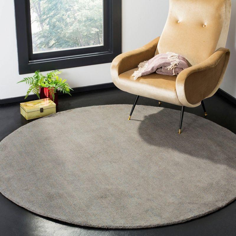 Himalaya HIM610 Handmade Area Rug - 8' Round - Grey - Safavieh