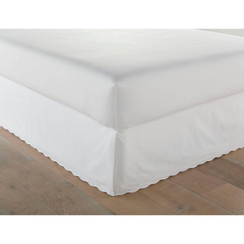 Stone Cottage Queen White Cotton Scallop Bedskirt