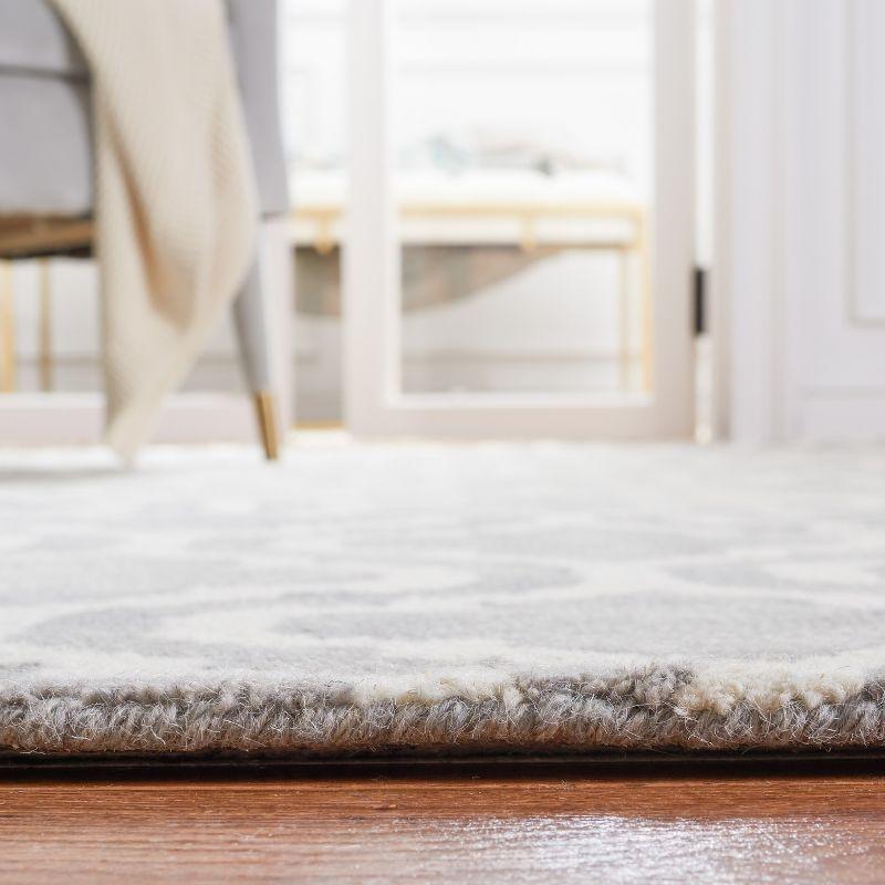 Dip Dye DDY537 Hand Tufted Accent Rug - Grey/Ivory - 2'x3' - Safavieh.