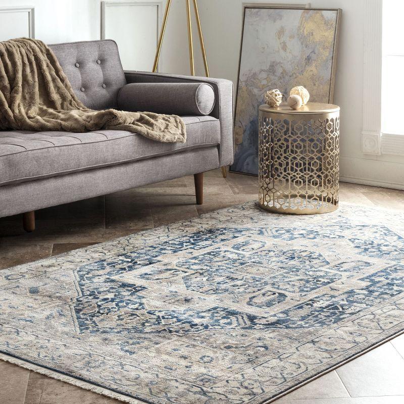 Elegant Gray Medallion 5' x 7' Synthetic Area Rug