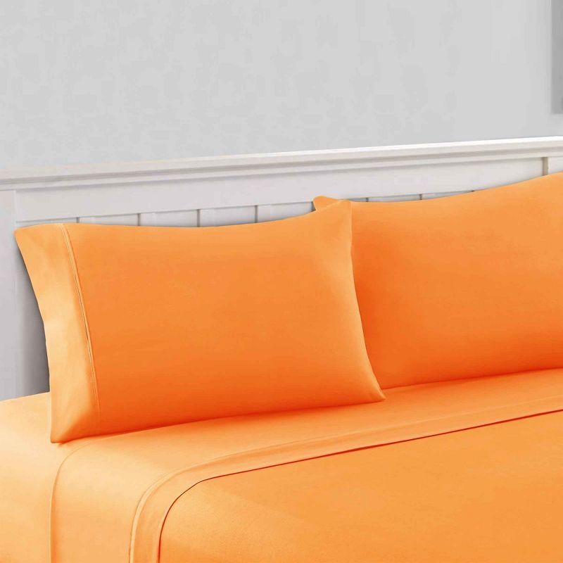 Modern Threads 1800 Series 100 GSM Solid Microfiber 3 Piece Sheet Set.