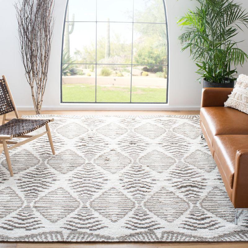 Kenya KNY175 Hand Knotted Area Rug - Grey/Ivory - 8'x10' - Safavieh