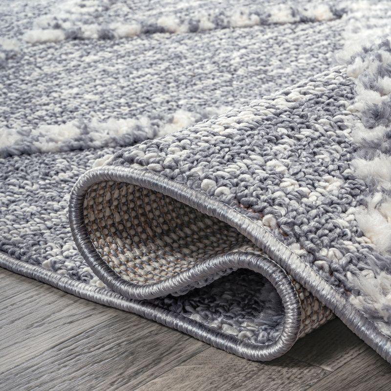 4' x 6' Sofie Moroccan Trellis High-Low Area Rug, Gray/Cream - JONATHAN Y