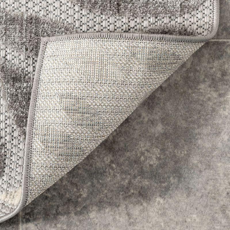 Nuloom Monique Floral & Paisley 5x8 Indoor/Outdoor Area Rug for Living Room Patio Deck Front Porch Kitchen, Light Grey/Ivory