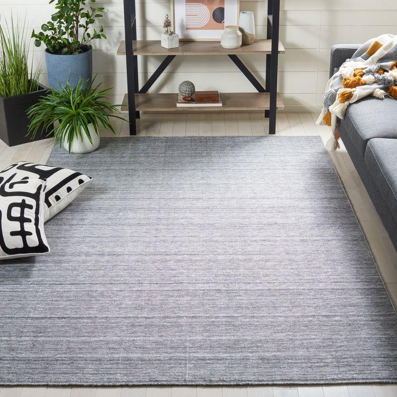 Kilim KLM304 Hand Woven Area Rug - Grey/Ivory - 5'x8' - Safavieh.