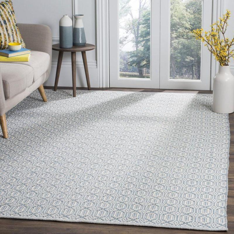 Montauk MTK333 Hand Woven Area Rug - Ivory/Blue - 6'x9' - Safavieh.
