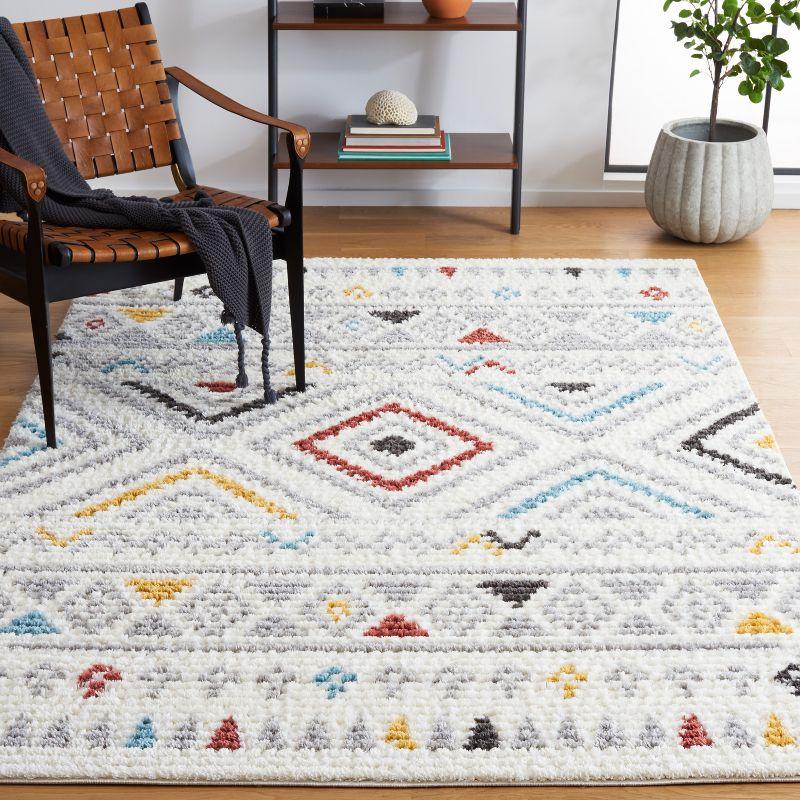 Marrakesh Ivory and Grey 8' x 10' Synthetic Area Rug