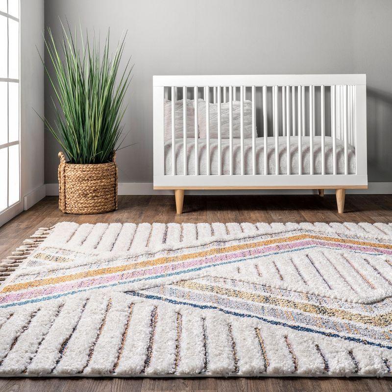 Nuloom Angela High-Low Modern Diamond Tassel Indoor Area Rug