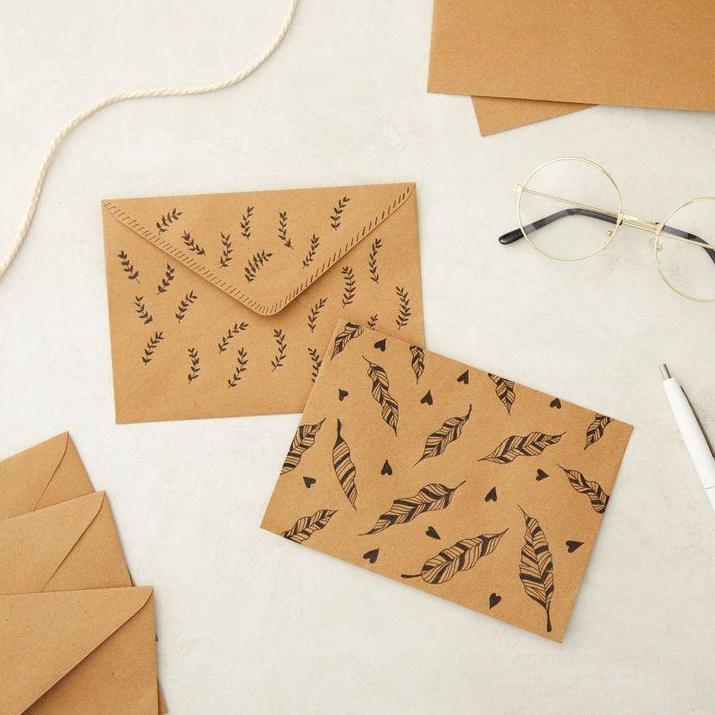 Juvale Kraft Paper Invitation Envelopes 4x6 for Special Occasions like Weddings A6 V-Flap Brown Envelopes (50 Pack)