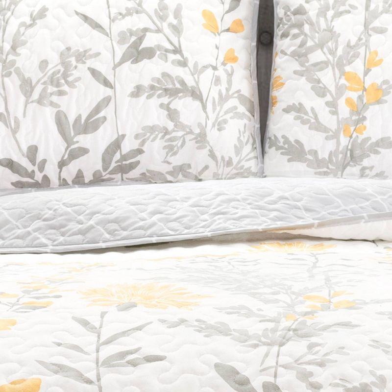 Lush Decor Aprile Microfiber Reversible Traditional 3 Piece Quilt Set
