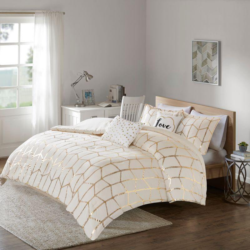 Intelligent Design Raina Metallic Printed Comforter Set