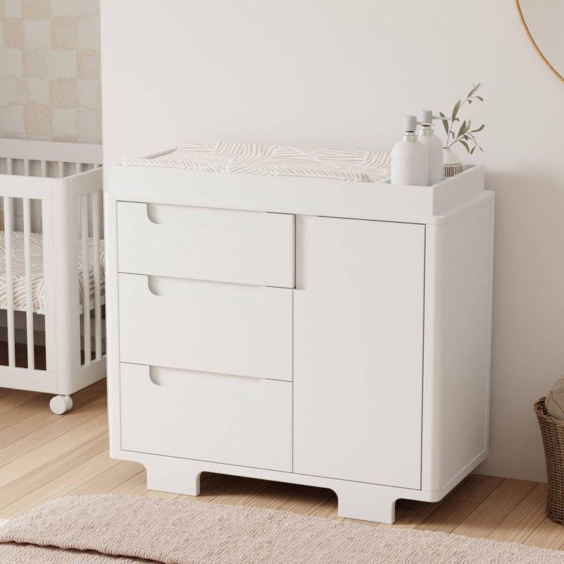 Yuzu Modern White 3-Drawer Dresser with Changing Tray