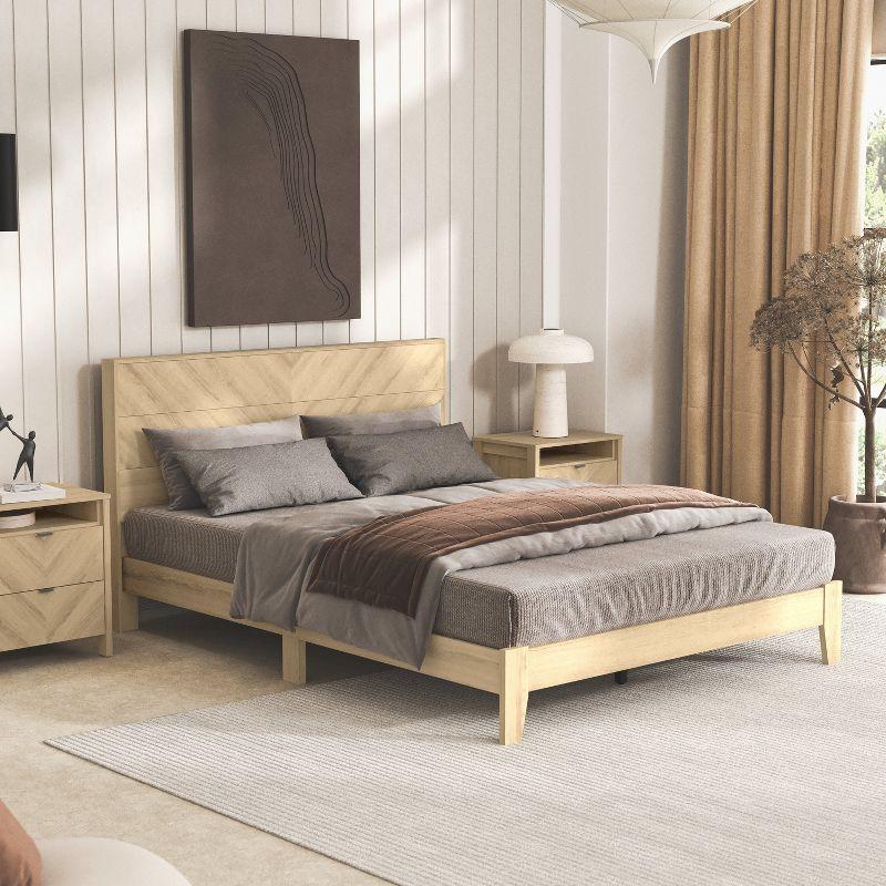 Weiss Oslo Oak Wood Frame Queen Platform Bed with Headboard