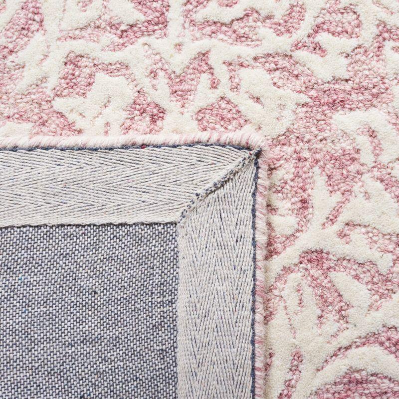 Hand-Tufted Pink and Ivory Wool Area Rug 3' x 5'