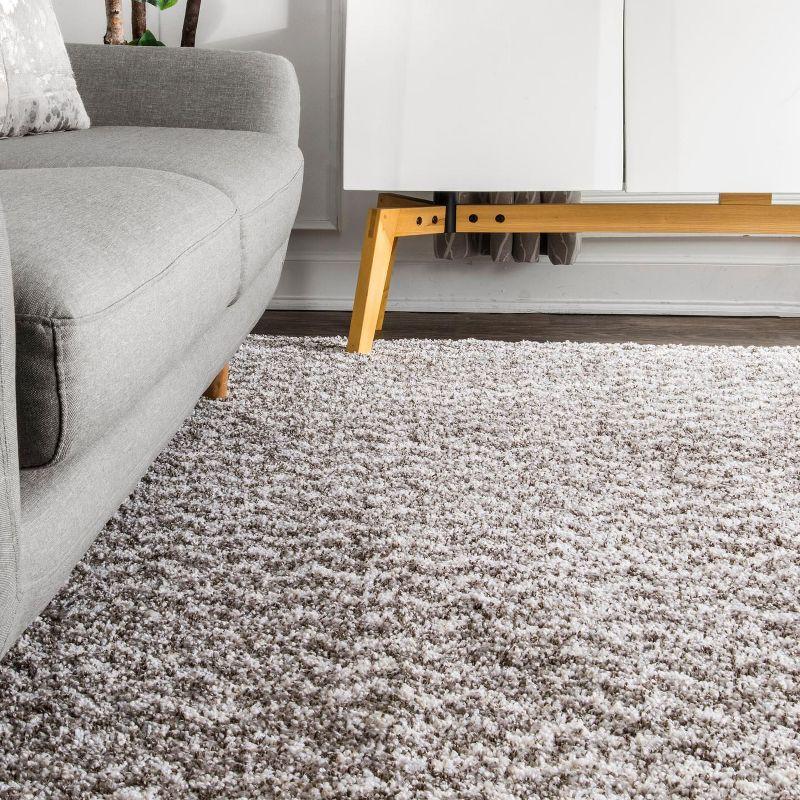 Nuloom Cuellar Striped 7x9 Shag Indoor Area Rug for Living Room Bedroom Dining Room Nursery, Dark Grey/Ivory