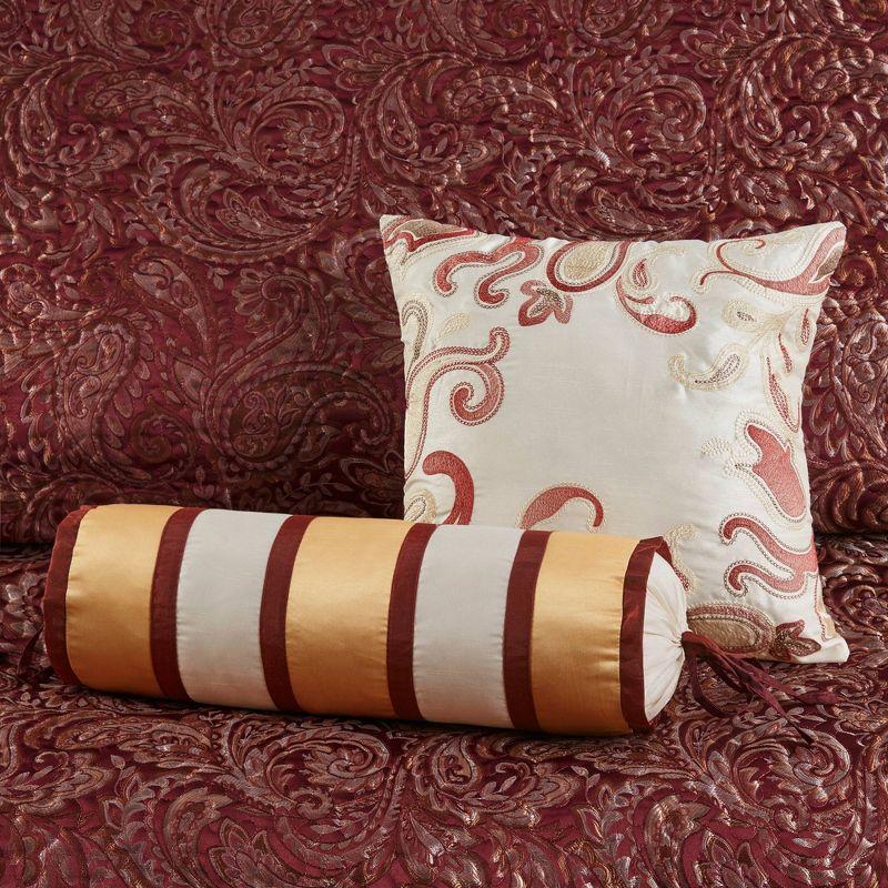 Aubrey 5 Piece Jacquard Bedspread Set with Throw Pillows