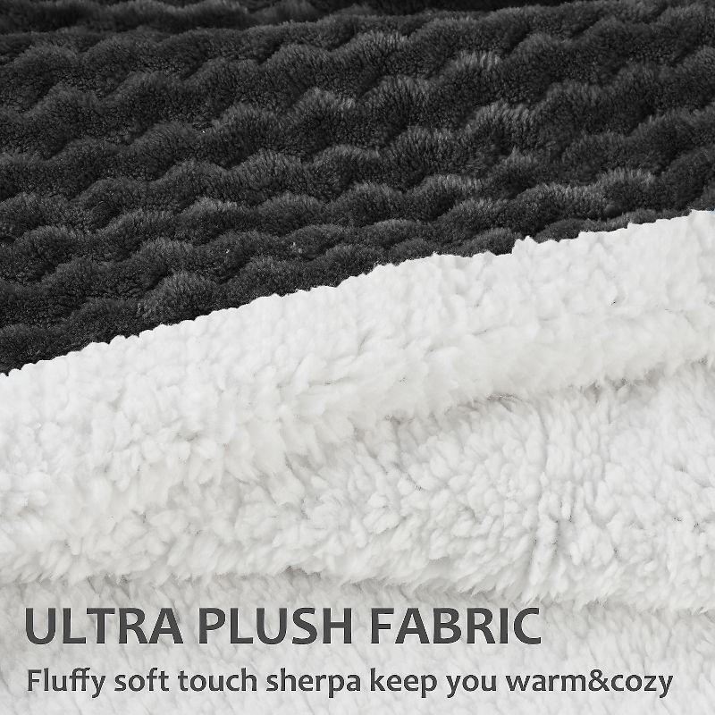 Tirrinia 50" x 60" Fleece Throw Blanket, Reversible Fuzzy Micro Plush All Season Fleece TV Blanket for Bed or Couch, Black Chevron