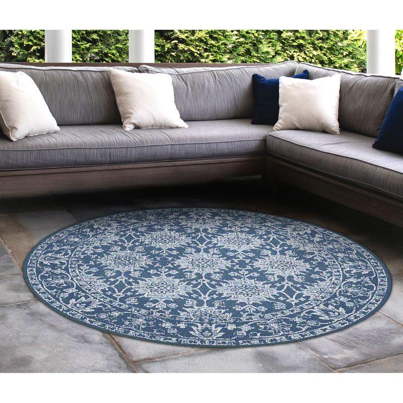 Liora Manne Carmel Vintage Floral Indoor/Outdoor Rug Navy 7'10" Round