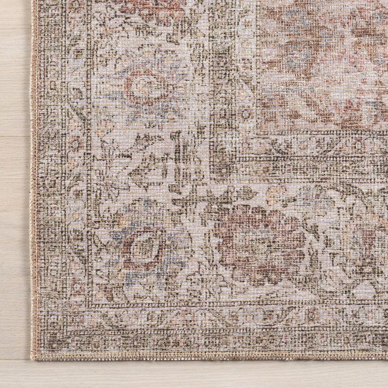 Nuloom Hillstone Collection Glenette Traditional Vintage Medallion Area Rug, 4' x 6', Ivory