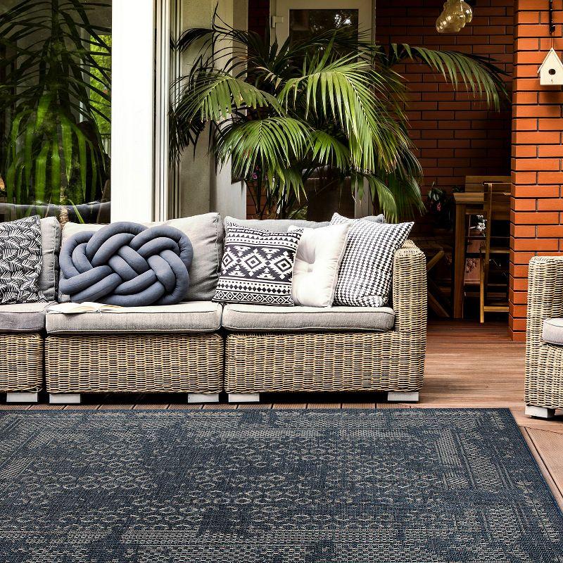 World Rug Gallery Bohemian Border Indoor/Outdoor Area Rug