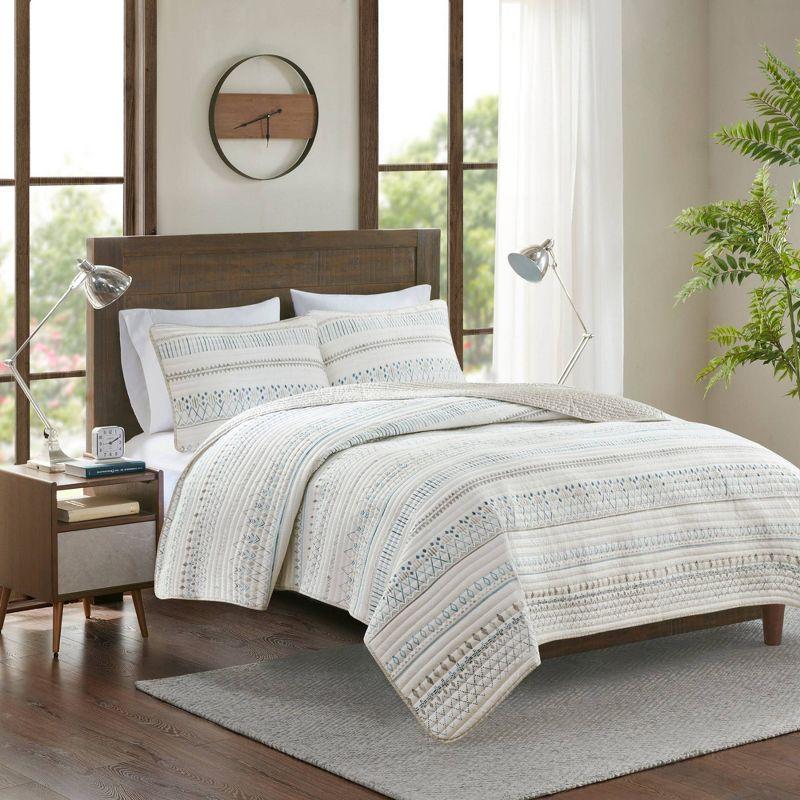 Madison Park Fraser 5 Piece Printed Seersucker Comforter Set with Throw Pillows