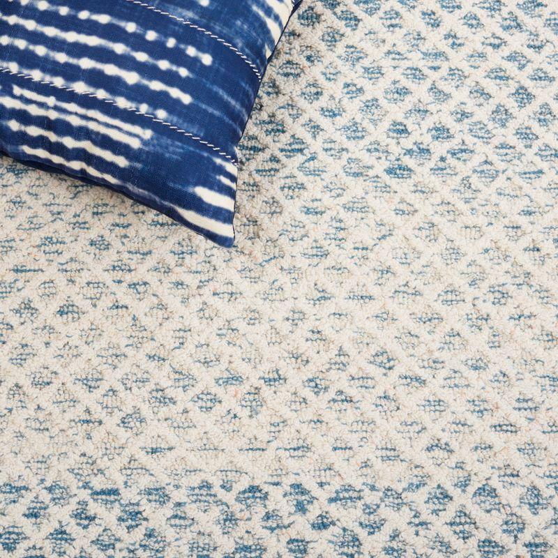 Micro-Loop MLP353 Hand Tufted Indoor Area Rug - Blue/Ivory - 5'x5' - Safavieh