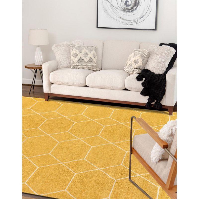 Yellow and Ivory Geometric Trellis Indoor Area Rug