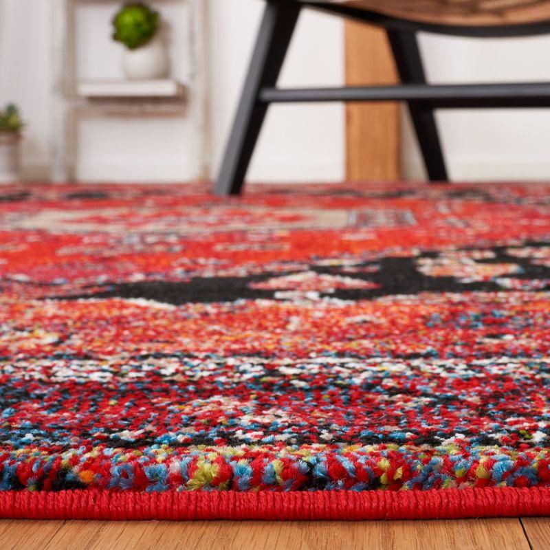 Vintage Hamadan VTH204 Power Loomed Area Rug - Red/Black - 6'7"x6'7" - Safavieh.