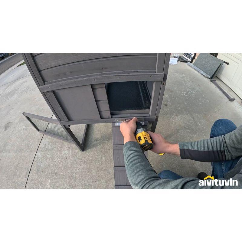 Aivituvin-AIR23-R Wooden Chicken Coop Red 67.3"(L)x26"(W)x39.4"(H)