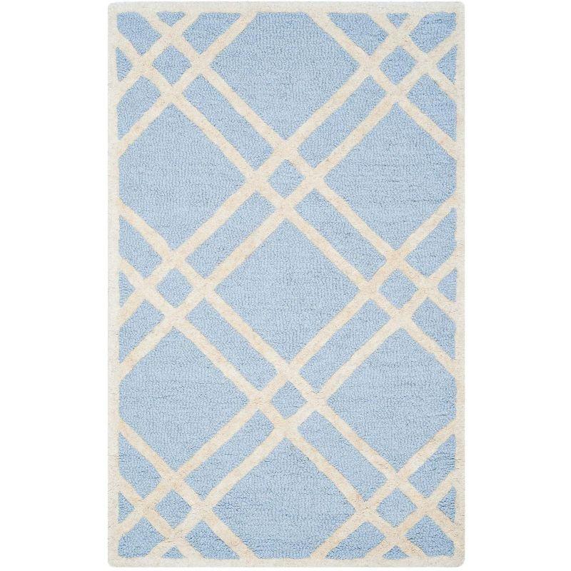 Hand-Tufted Wool Cambridge 2'6" x 4' Rug in Light Blue/Ivory