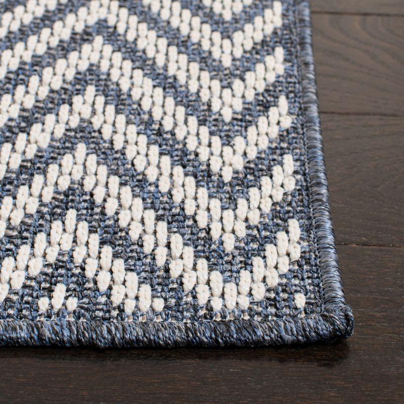 Bermuda BMU812 Power Loomed Indoor/Outdoor Area Rug - Blue/Creme - 6'7"x9'2" - Safavieh.