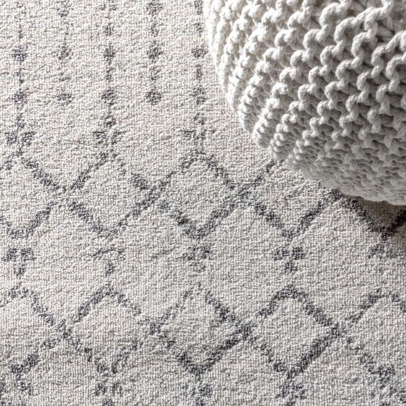 JONATHAN Y Moroccan HYPE Boho Vintage Diamond Cream/Gray 4 ft. x 6 ft. Area Rug
