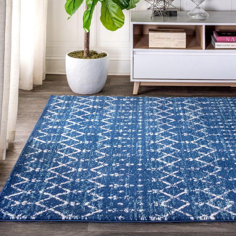 JONATHAN Y Moroccan HYPE Boho Vintage Diamond Blue/White 4 ft. x 6 ft. Area Rug
