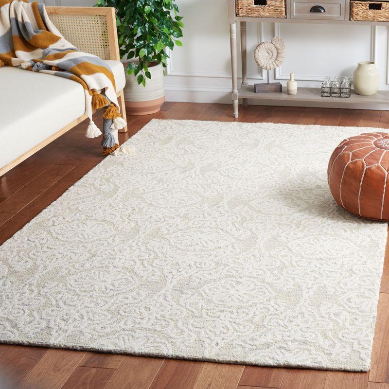 Elegant Silver/Ivory Floral Hand-Tufted Wool Rug, 4' x 6'