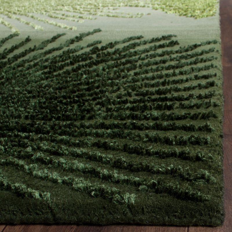 Soho SOH712 Hand Tufted Area Rug - Green/Multi - 7'6"x9'6" - Safavieh.