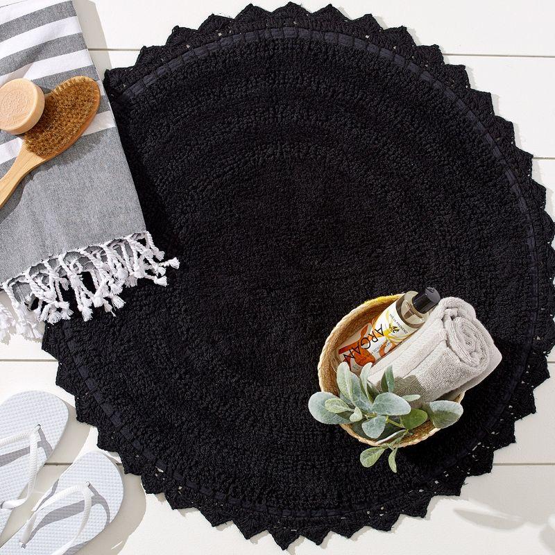 Design Imports Black Round Crochet Bath Mat