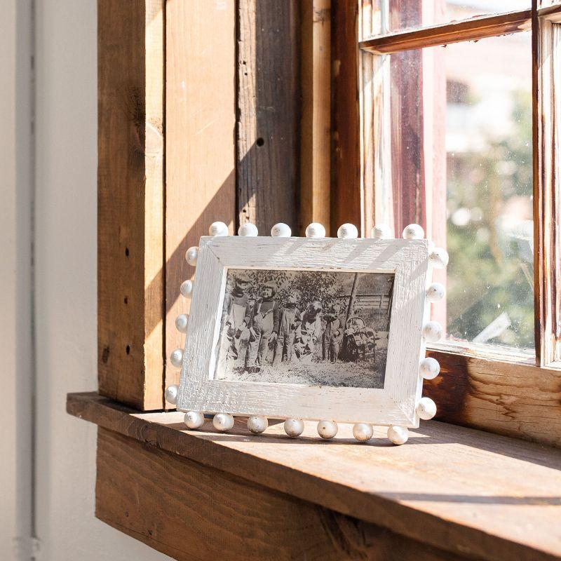 Foreside Home & Garden White Wood Bead Picture Frame