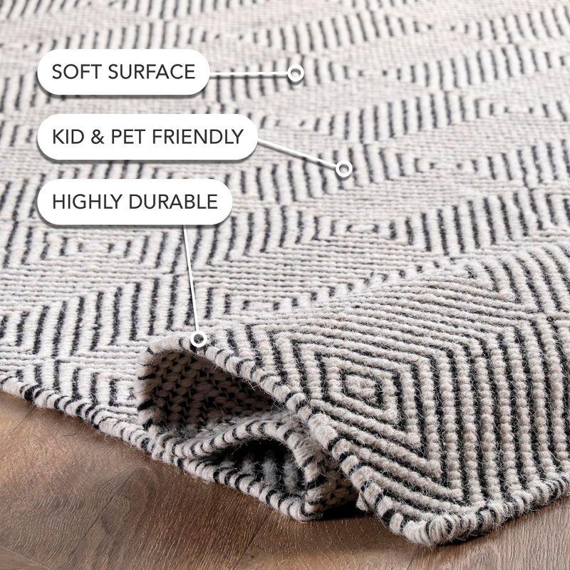 Nuloom Ago Diamond 2x6 Wool Runner Indoor Area Rug for Living Room Bedroom Dining Room Entryway Hallway Kitchen, Ivory