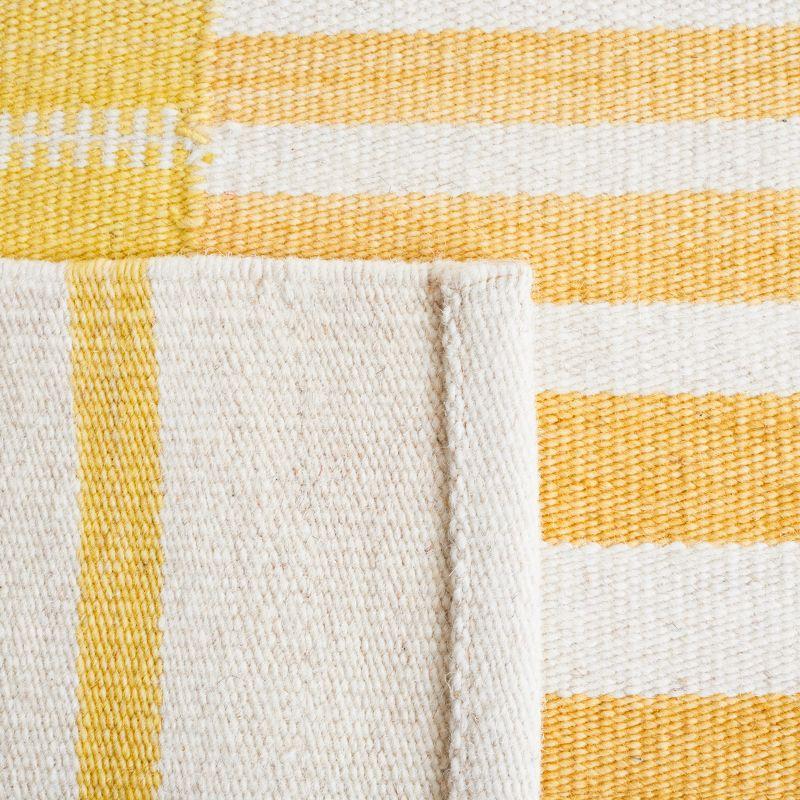 Kilim KLM953 Hand Woven Area Rug - Gold/Ivory - 5'x8' - Safavieh.