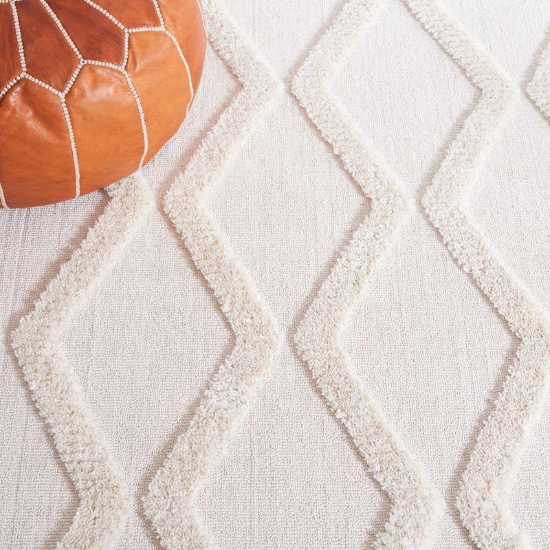 Marrakesh MRK554 Power Loomed Area Rug - Ivory/Ivory - 5'3"x7'6" - Safavieh.