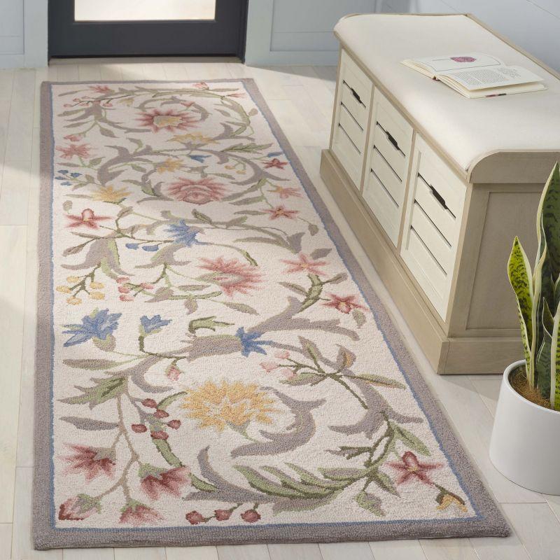 Chelsea HK248 Handmade Runner Rug - 2'6"x18' - Ivory - Safavieh