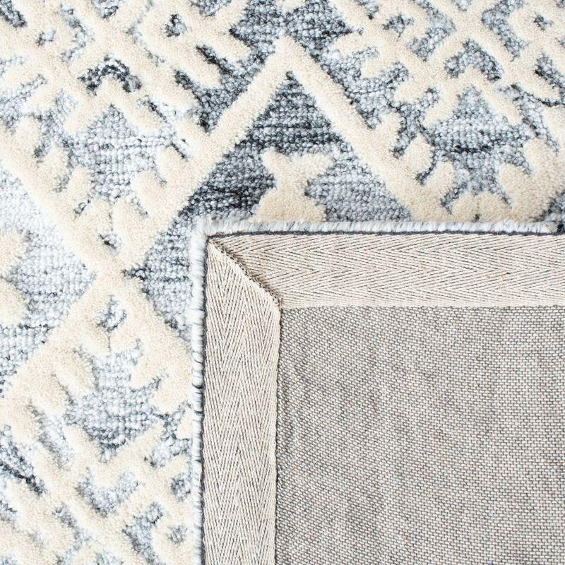 Roslyn ROS803 Hand Tufted Area Rug - Grey/Ivory - 6'x9' - Safavieh.