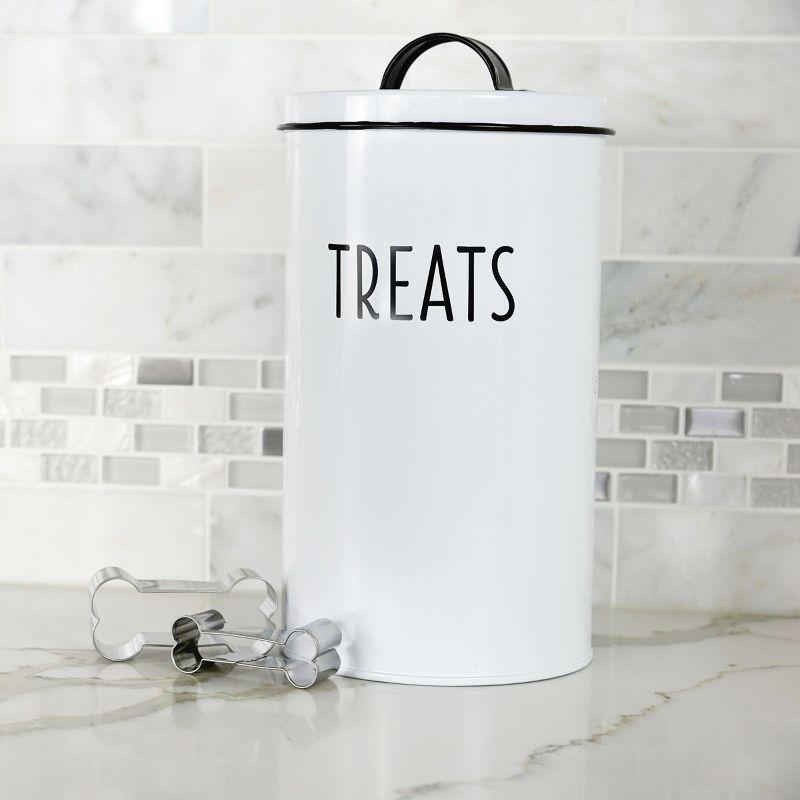 Outshine Co Outshine White Farmhouse Dog Food Bin Storage Container Cute Pet Food And Treat Canister With Lid & Reviews | Wayfair