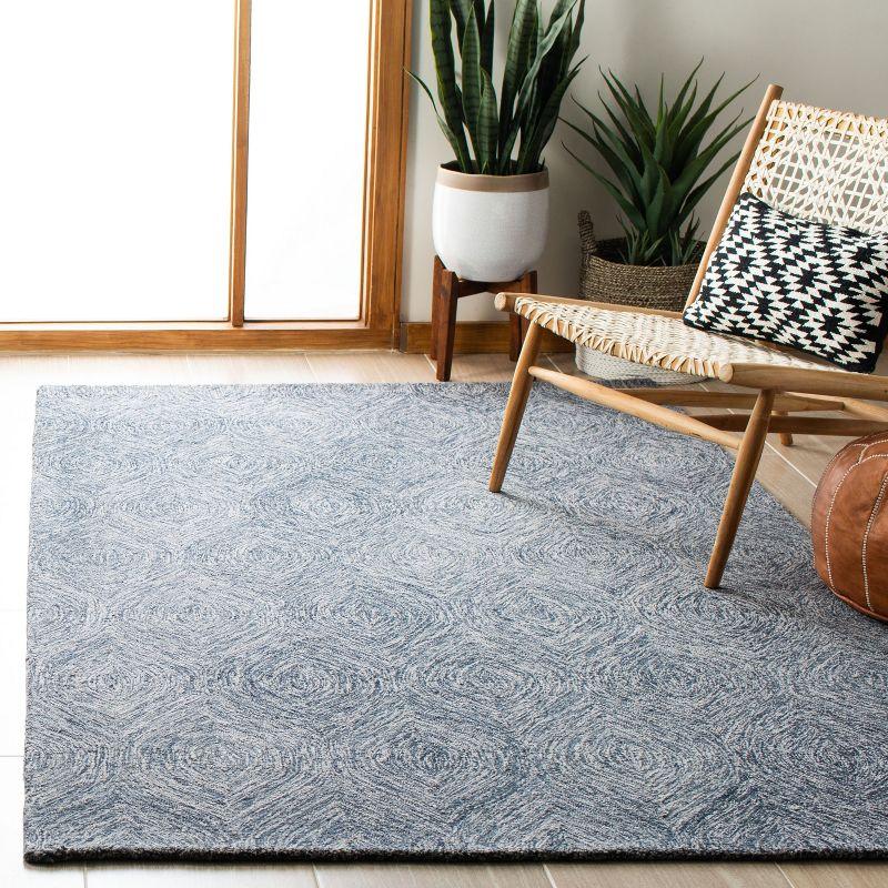 Micro-Loop MLP615 Hand Tufted Area Rug - Safavieh