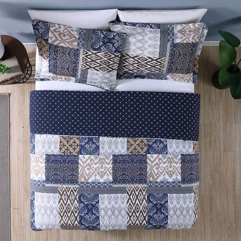 Laura Twin Blue Cotton Reversible Quilt Set