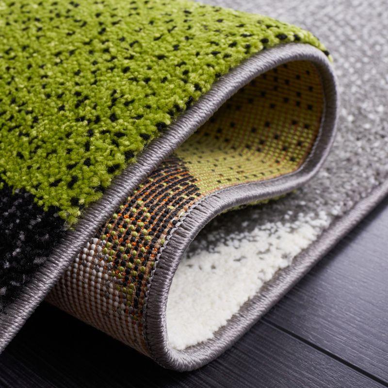 Hollywood HLW766 Machine Made Accent Rug - 2'7"x5' - Grey/Green - Safavieh